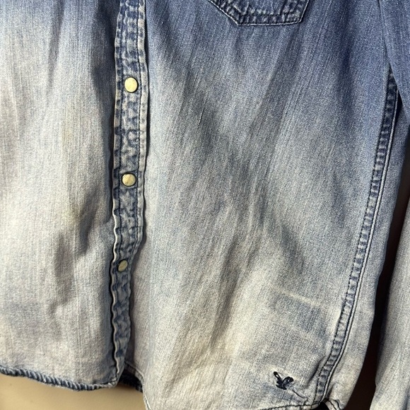 American Eagle Outfitters Denim Blue Ombre‎ Wash Jacket Womens - Picture 2 of 6